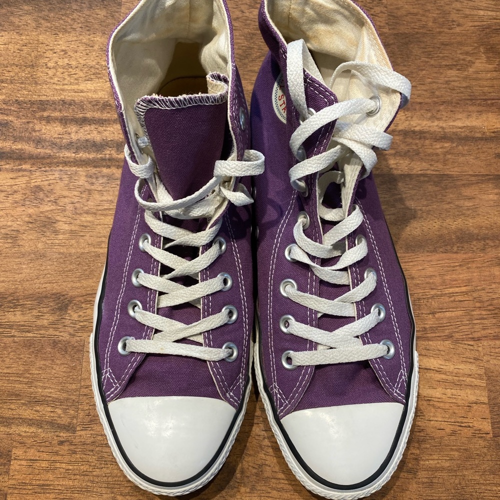 Converse all star high top purple